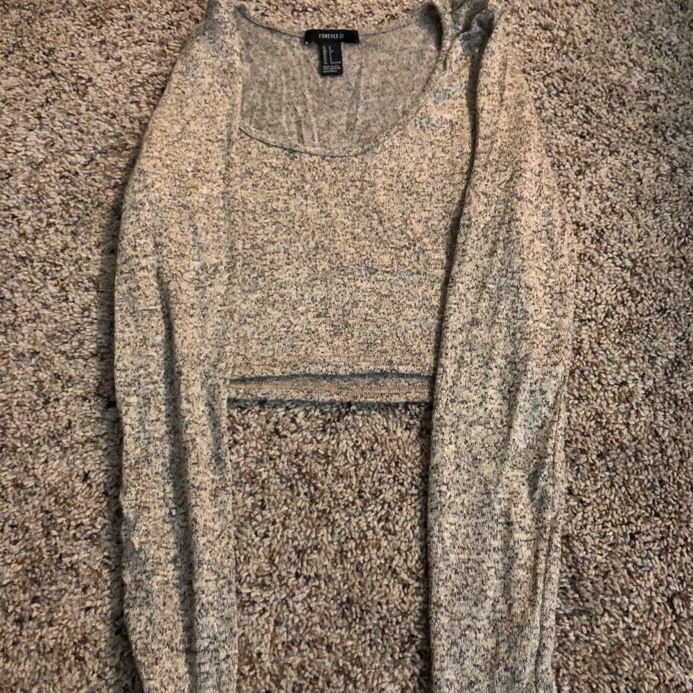Long sleeve crop
